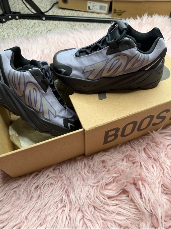 Yeezy Boost 700 V2 Reflective Sneakers in Gray & Black